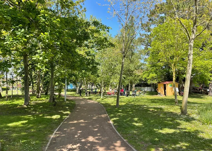 Les Frimousses Lägenhet