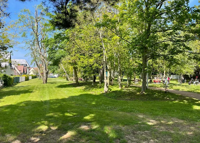 Les Frimousses Lägenhet *