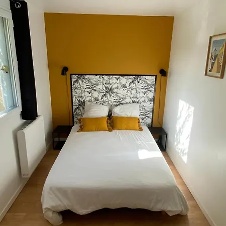 Les Frimousses * קאבורג